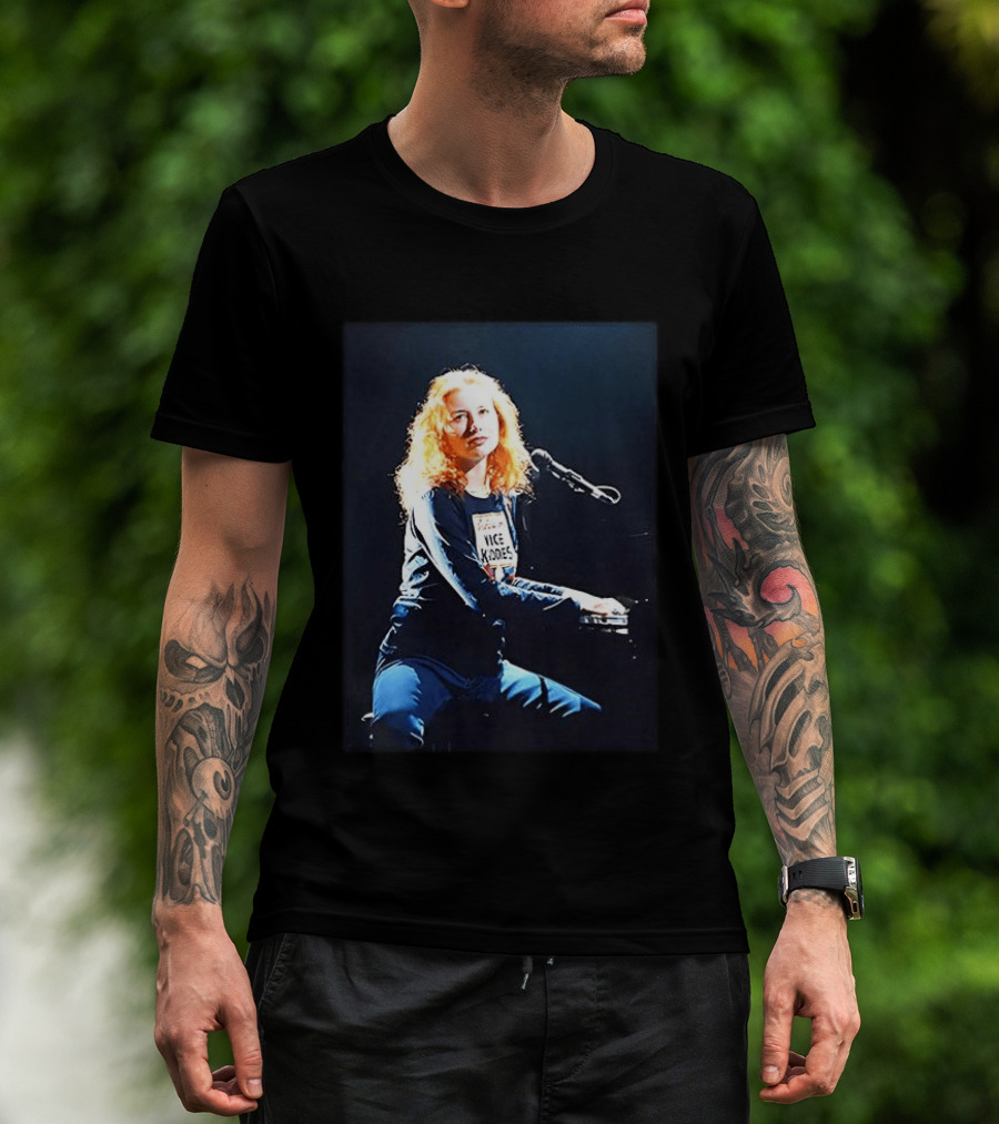 Tori Amos Nice Knodes Singing At Piano Live Performance Photography T-Shirt