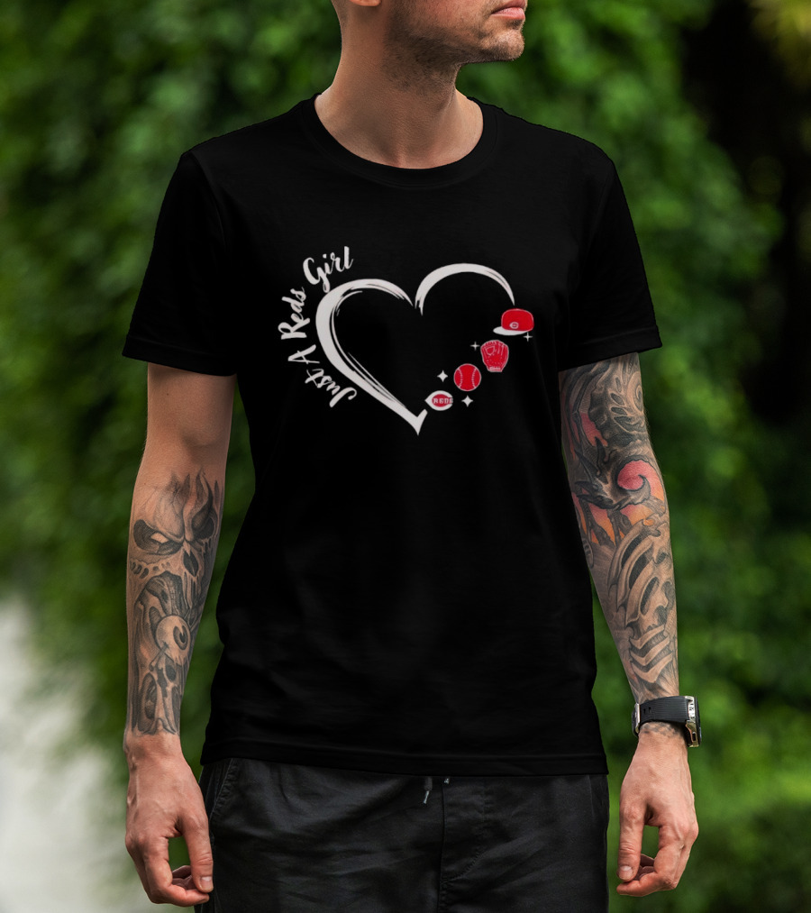 Cincinnati Reds Heart Baseball Cap Glove Fan Girl T-Shirt