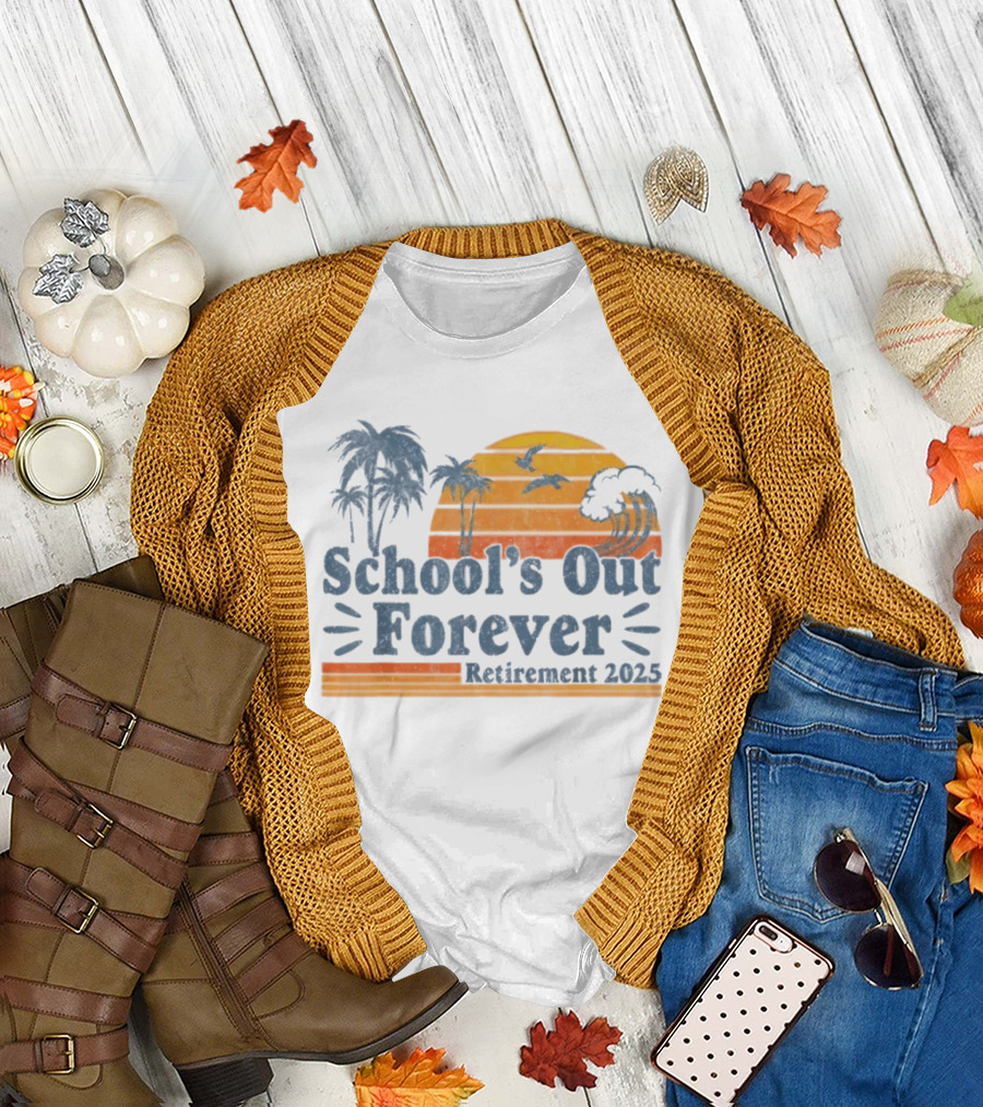 School'S Out Forever Retirement 2025 Tropical Sunset Vintage Palm Trees Birds Waves T-Shirt