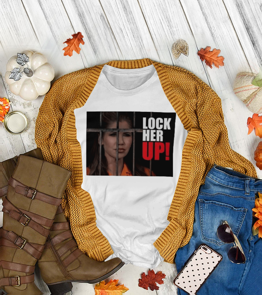 Lock Her Up Kristi Noem Bars Orange Jump Suit T-Shirt