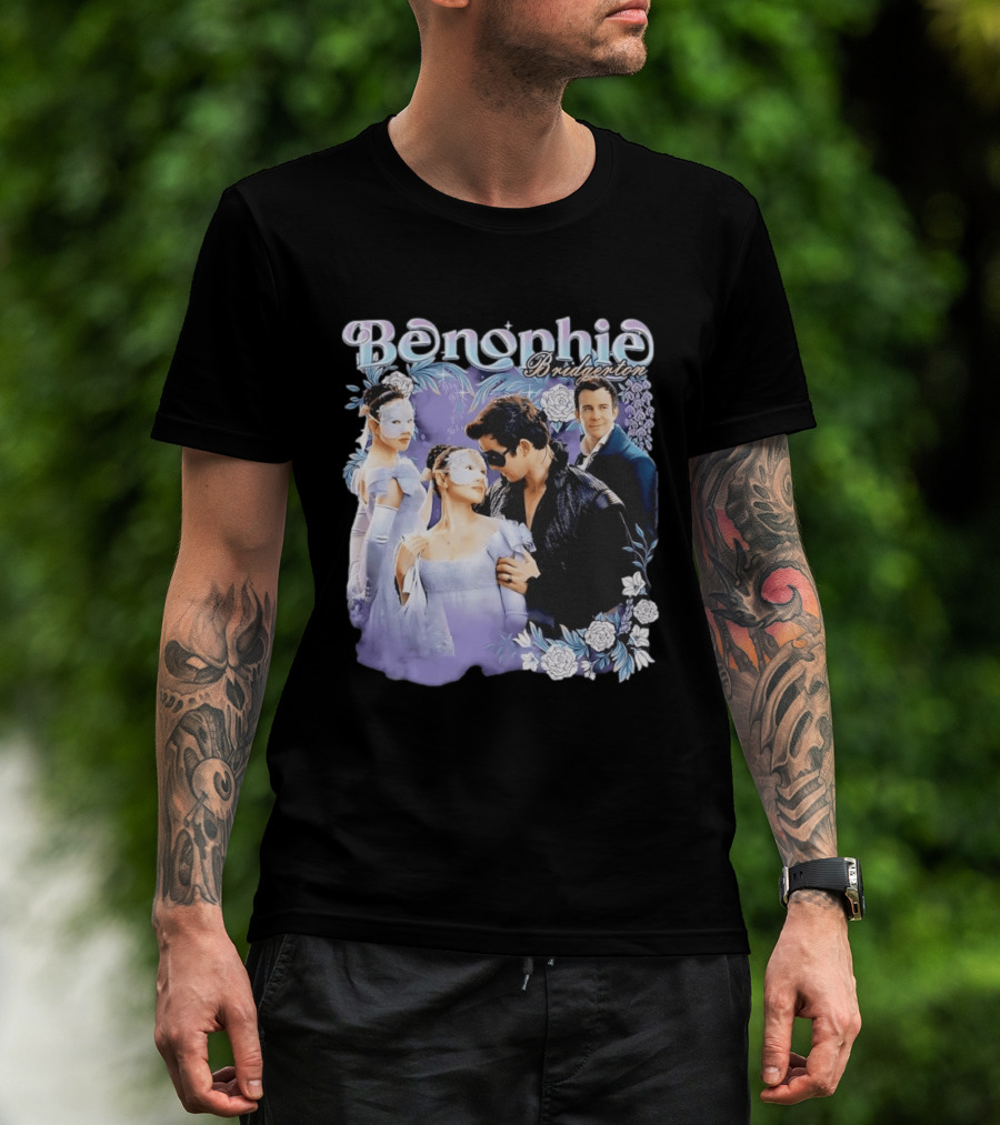 Benophie Bridgerton Romance Masquerade Fantasy Roses T-Shirt