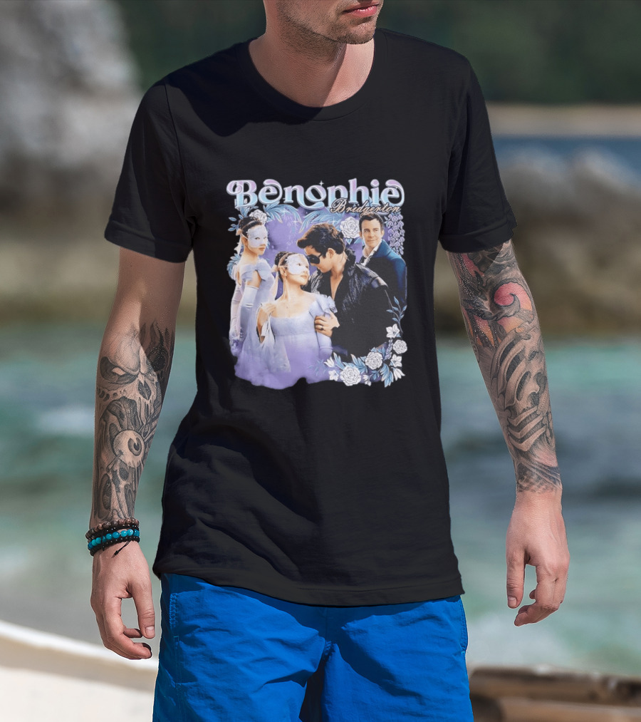 Benophie Bridgerton Romance Masquerade Fantasy Roses T-Shirt