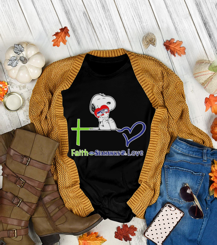 Faith Seahawks Love Snoopy Hugs Heart T-Shirt