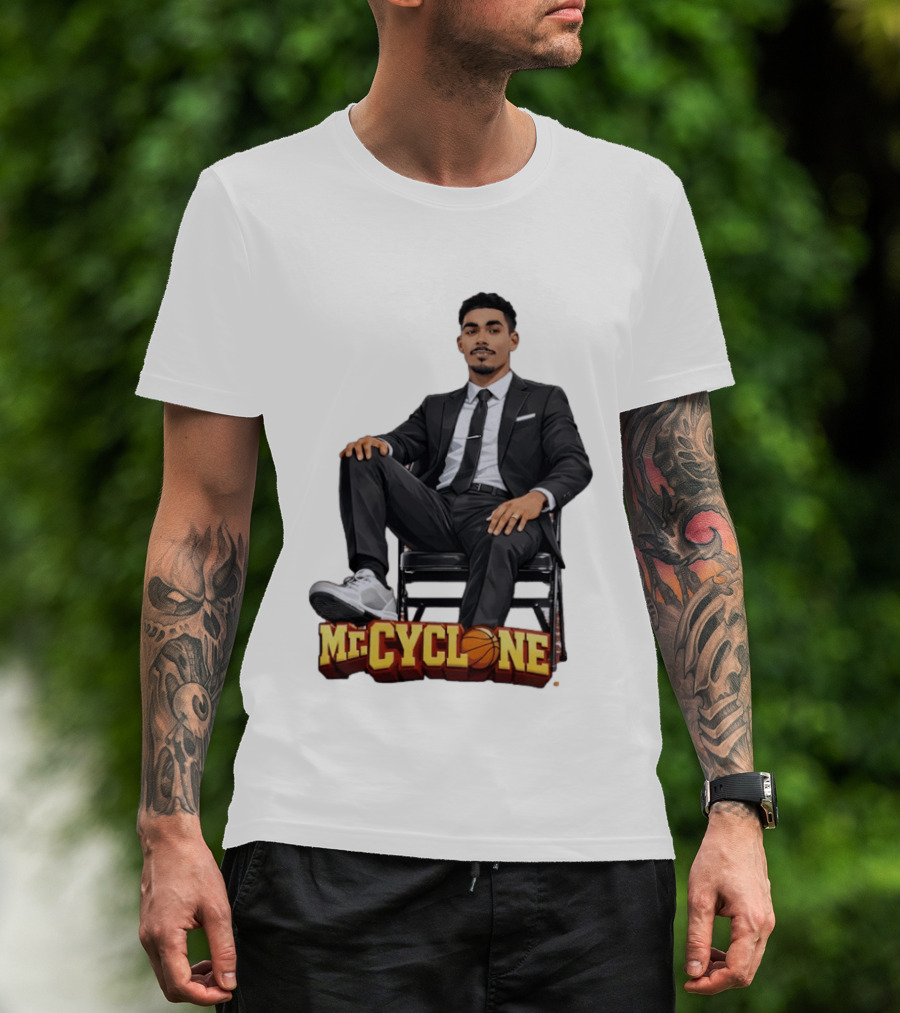 Mr Cyclone Tamin Lipsey In Suit On Chair Iowa State Cyclones T-Shirt