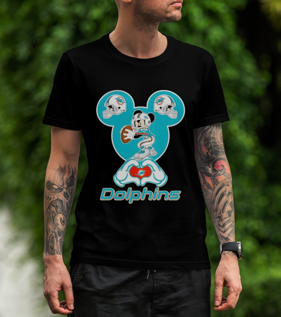 Miami Dolphins Mickey Mouse Heart Hands Football Helmets T-Shirt