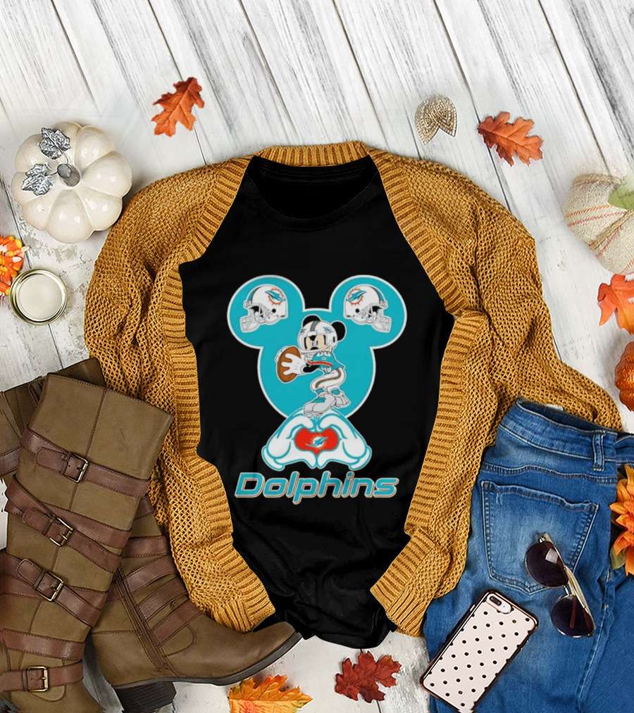 Miami Dolphins Mickey Mouse Heart Hands Football Helmets T-Shirt