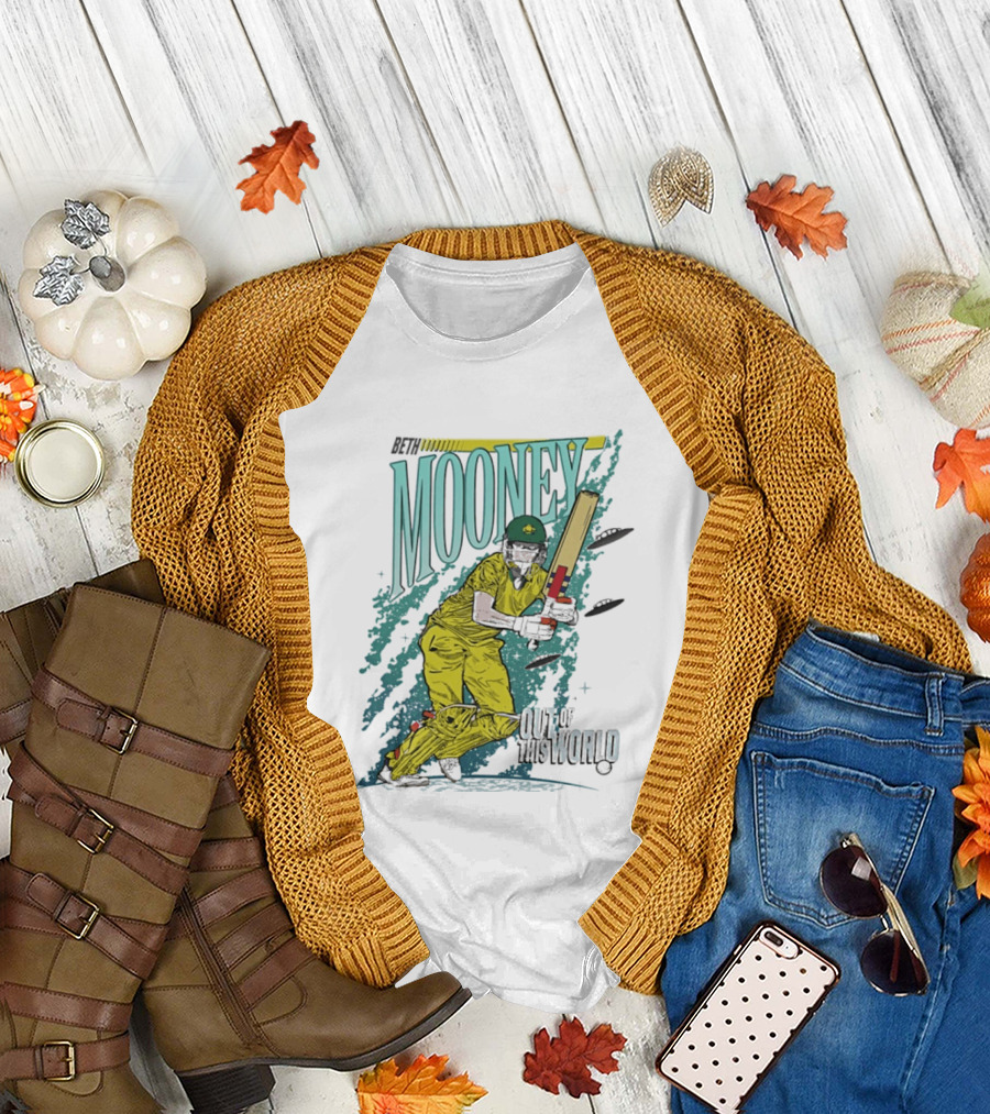 Beth Mooney Out Of This World Cricket T-Shirt