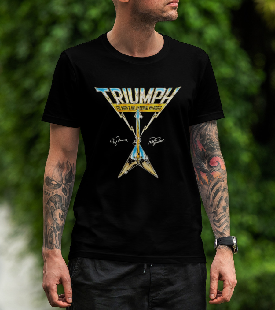 TRIUMPH The Rock & Roll Machine Reloaded Rik Emmett Mike Levine Gil Moore T-Shirt