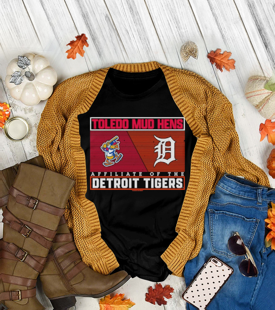 Toledo Mud Hens Detroit Tigers Affiliate Baseball Team Logo Retro Cartoon Bird T-Shirt