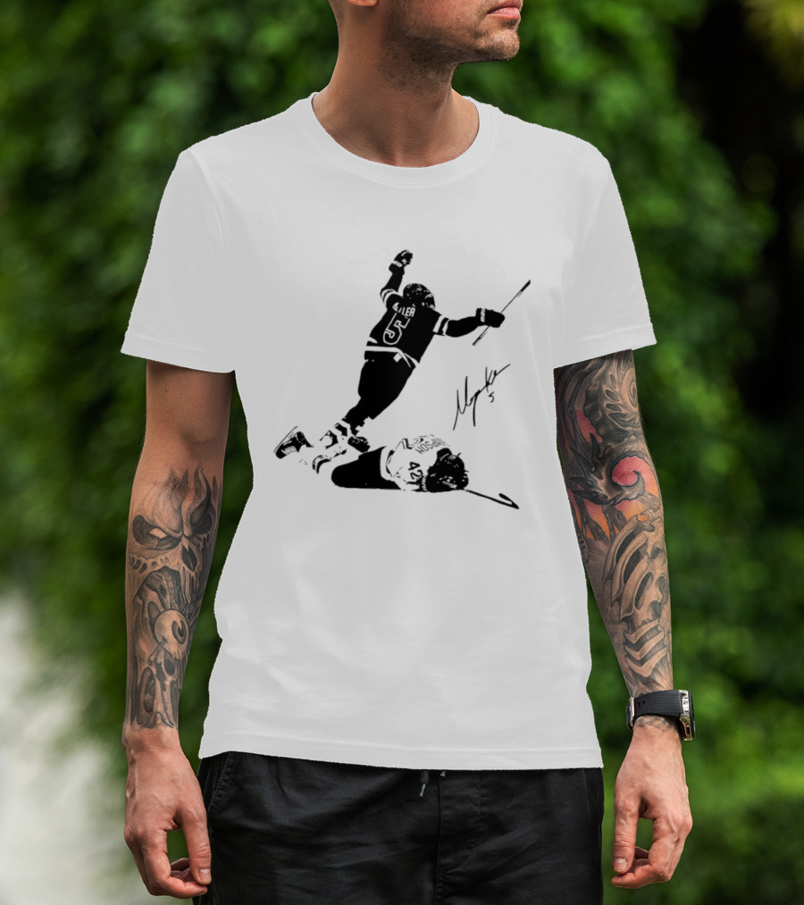 Hilary Knight USA Hockey Signature Silhouette Celebration T-Shirt