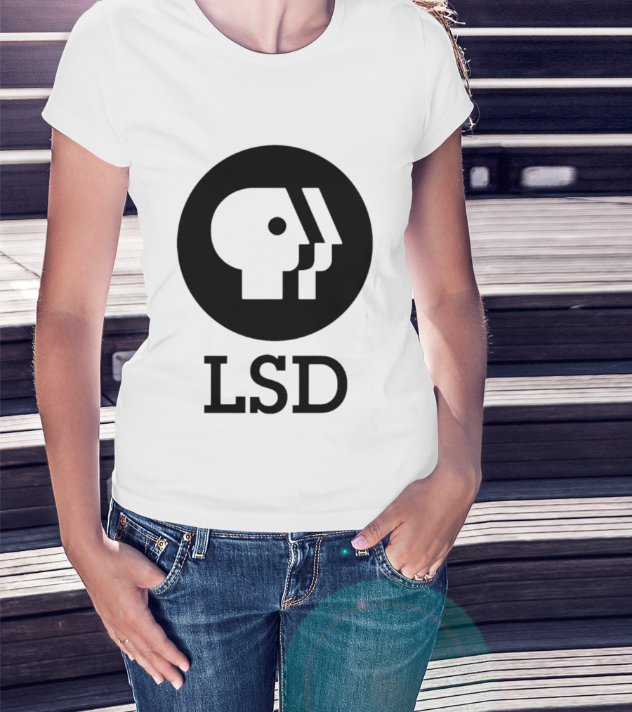 Dave Landau Wears LSD PBS T-Shirt