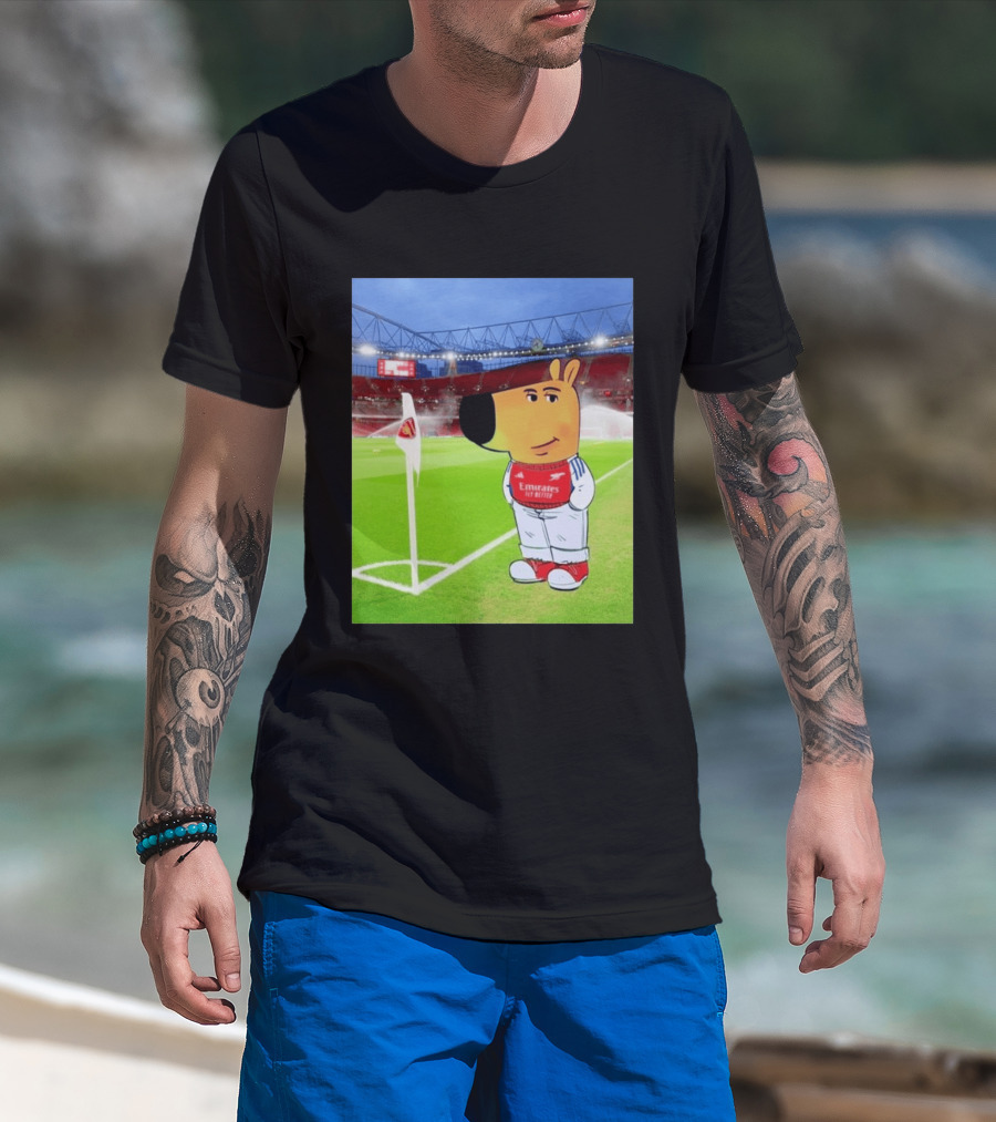 Chill Cartoon Dog In Arsenal Kit At Stadium Awaiting UCL Victory T-Shirt