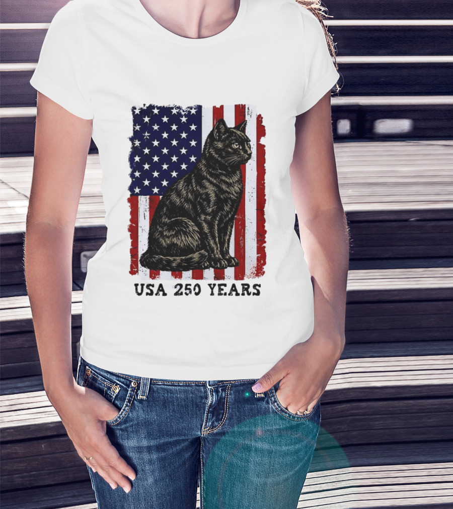 USA 250 Years Liberty Cat American Flag T-Shirt