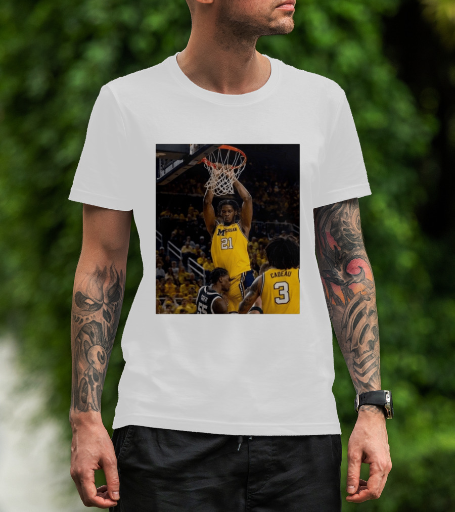 Morez Johnson Jr. Dunk Michigan Vs Carr Cadeau Basketball Moment T-Shirt