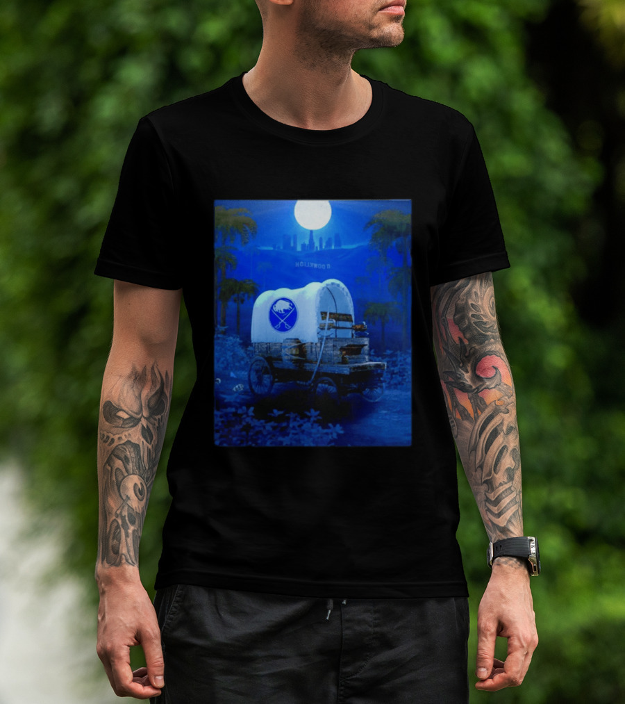 Buffalo Sabres Covered Wagon Hollywood Full Moon Scene T-Shirt