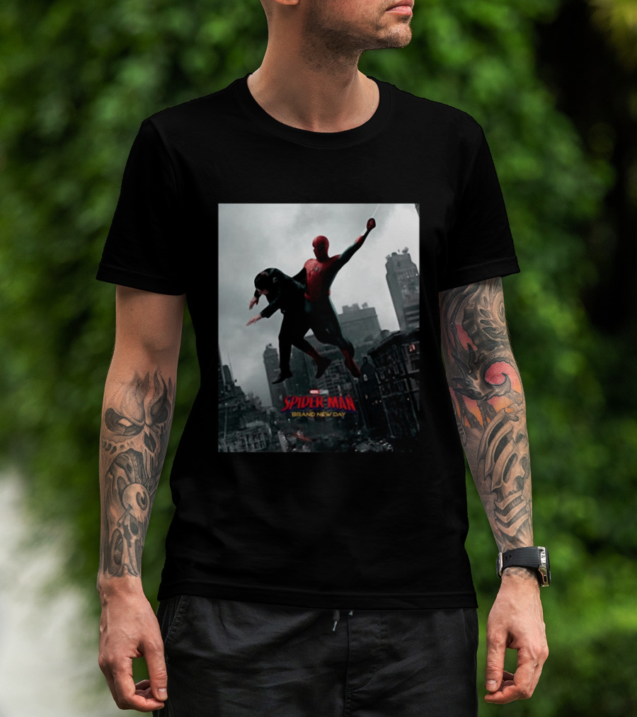 Spider Man Brand New Day Marvel Comic Scene Flying Over City Skyline T-Shirt
