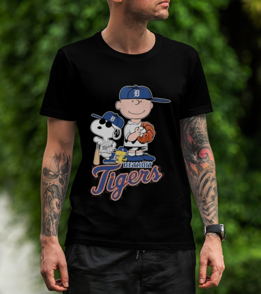 2026 Snoopy Charlie Brown Detroit Tigers Baseball T-Shirt