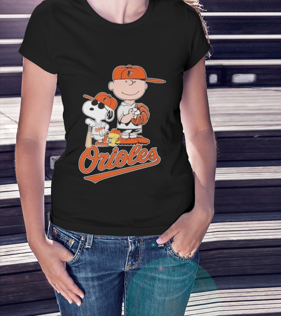 2026 Snoopy Charlie Brown Peanuts Baseball Orioles T-Shirt