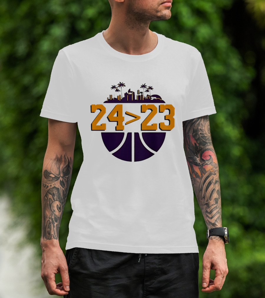 Kobe Bryant LeBron James 24 Greater Than 23 Basketball Skyline T-Shirt