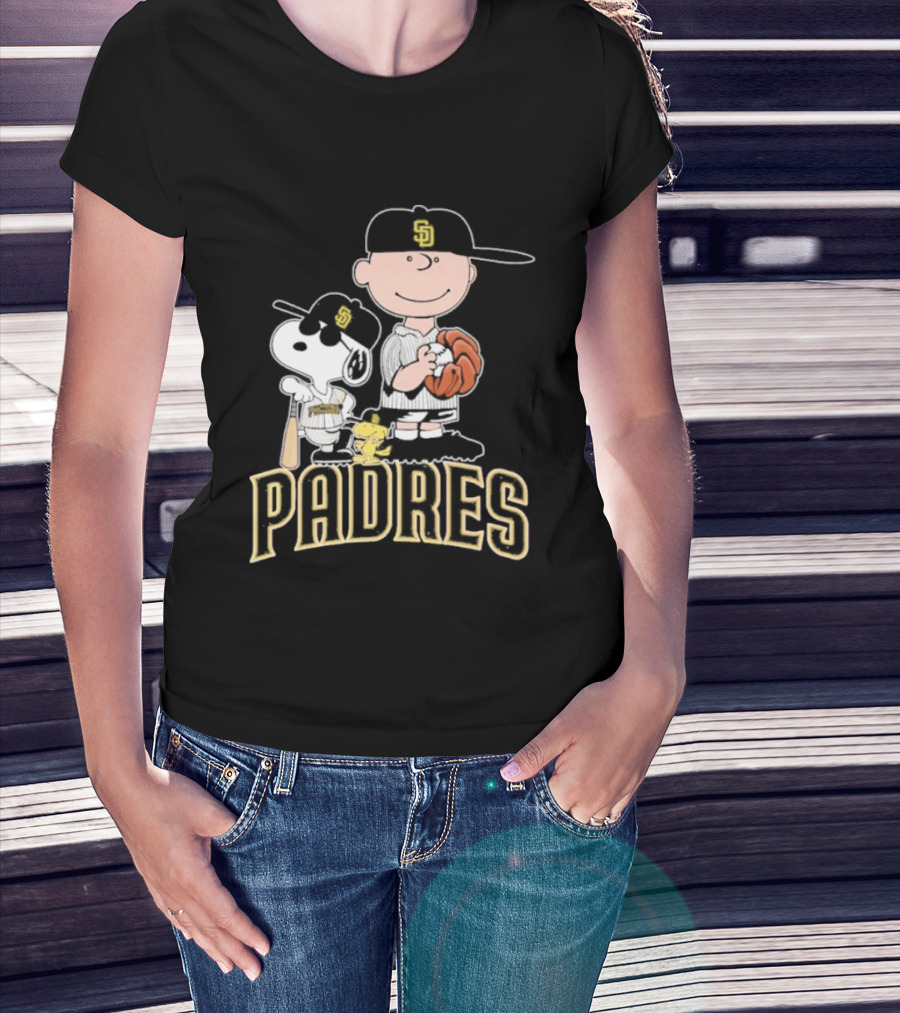 Padres Snoopy Charlie Brown Woodstock Baseball Peanuts T-Shirt