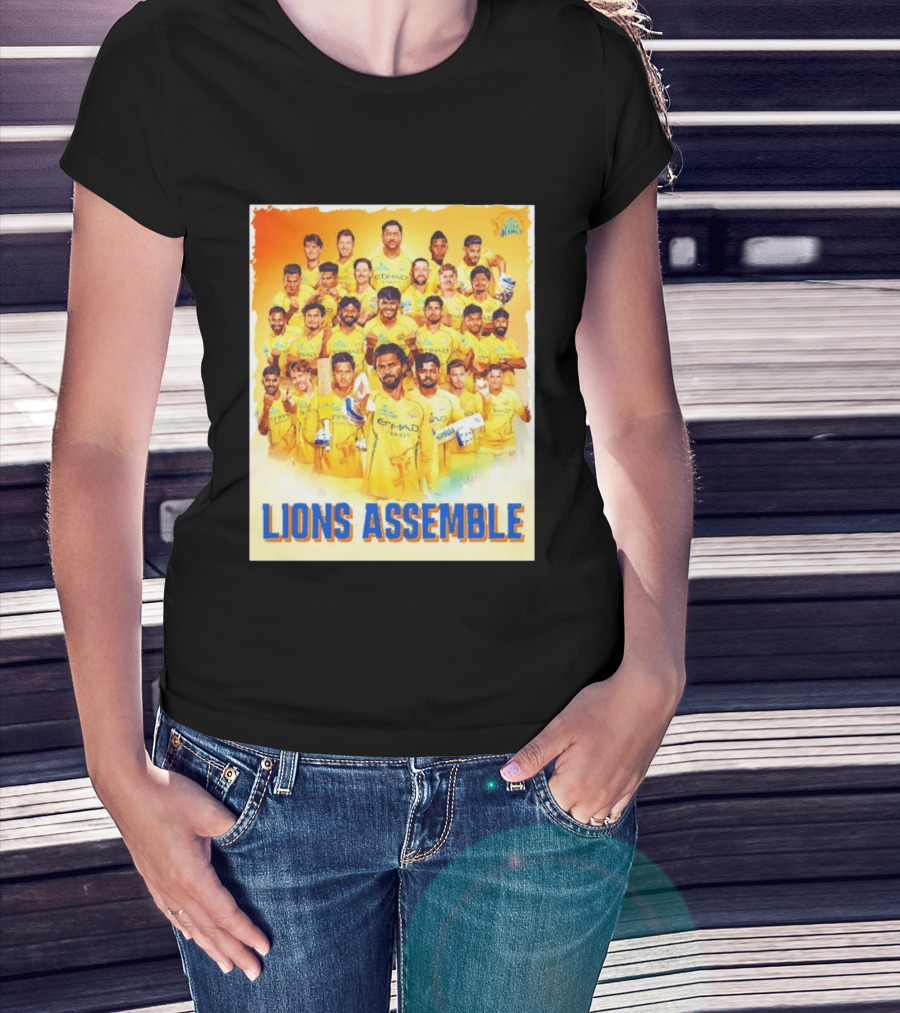 Raring To Roar Lions Assemble Chennai Super Kings Team Celebration T-Shirt
