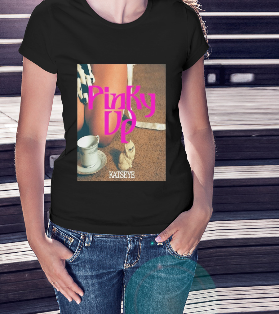 Katseye Pinky Up Vintage Cup And Cat Figurine T-Shirt