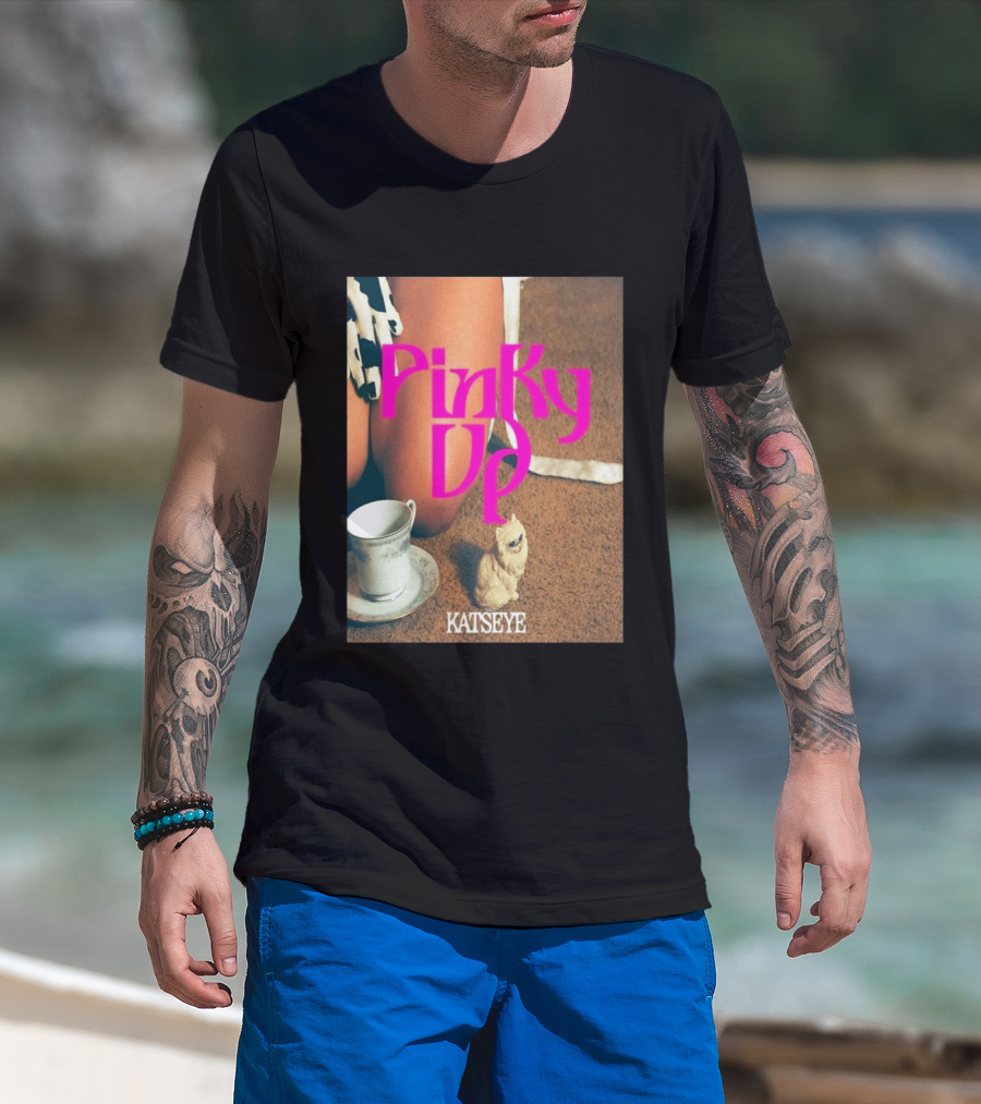 Katseye Pinky Up Vintage Cup And Cat Figurine T-Shirt