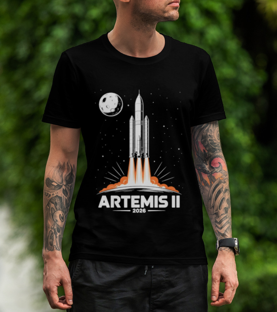 Artemis II 2026 Rocket Launch To The Moon With Spacecraft And Moon T-Shirt