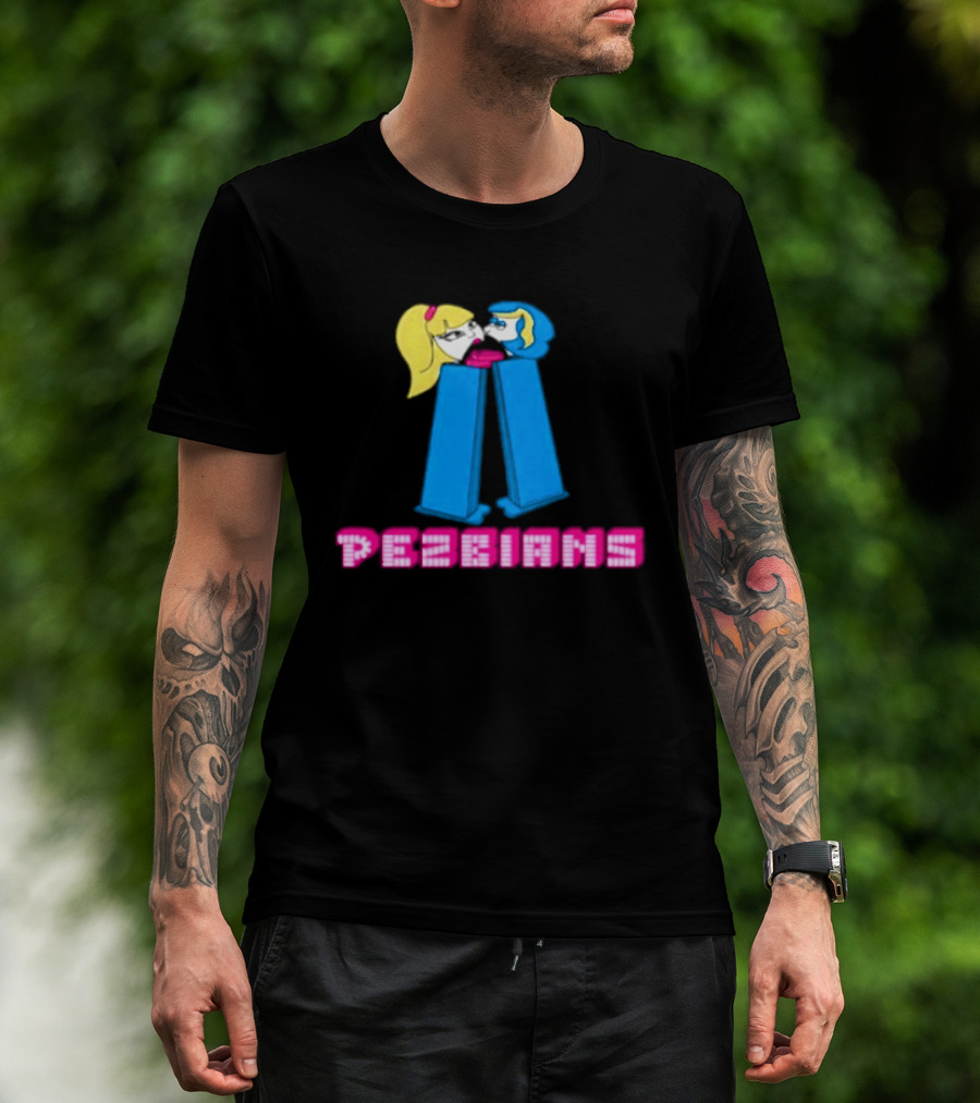 Pezbians Pez Dispenser Parody Retro Humor Kissing T-Shirt