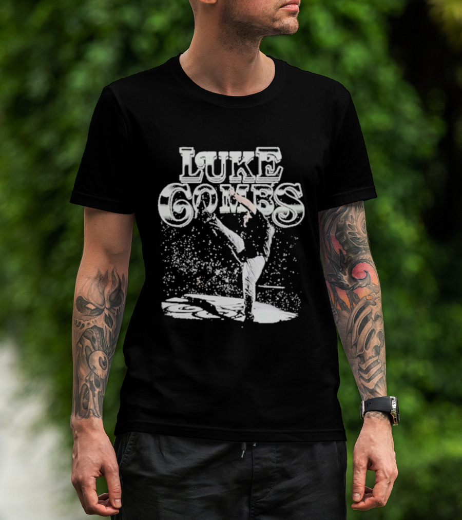 Luke Combs Stage Performance Art With Microphone And Hands Up Gesture T-Shirt