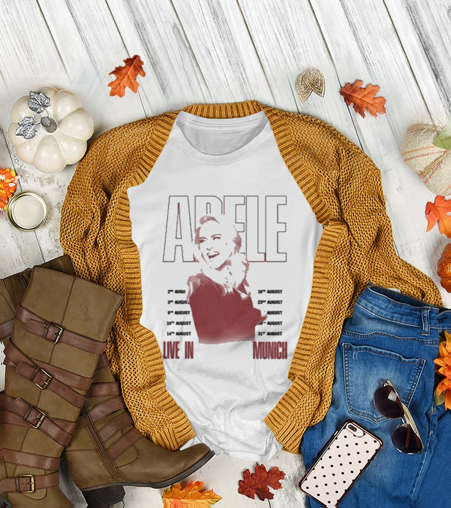 ADELE Live In Munich Pink Lips Concert Tour Dates T-Shirt