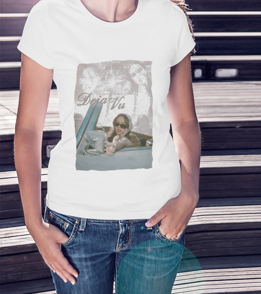 Olivia Rodrigo Deja Vu Vintage Car Photo And Elegant T-Shirt