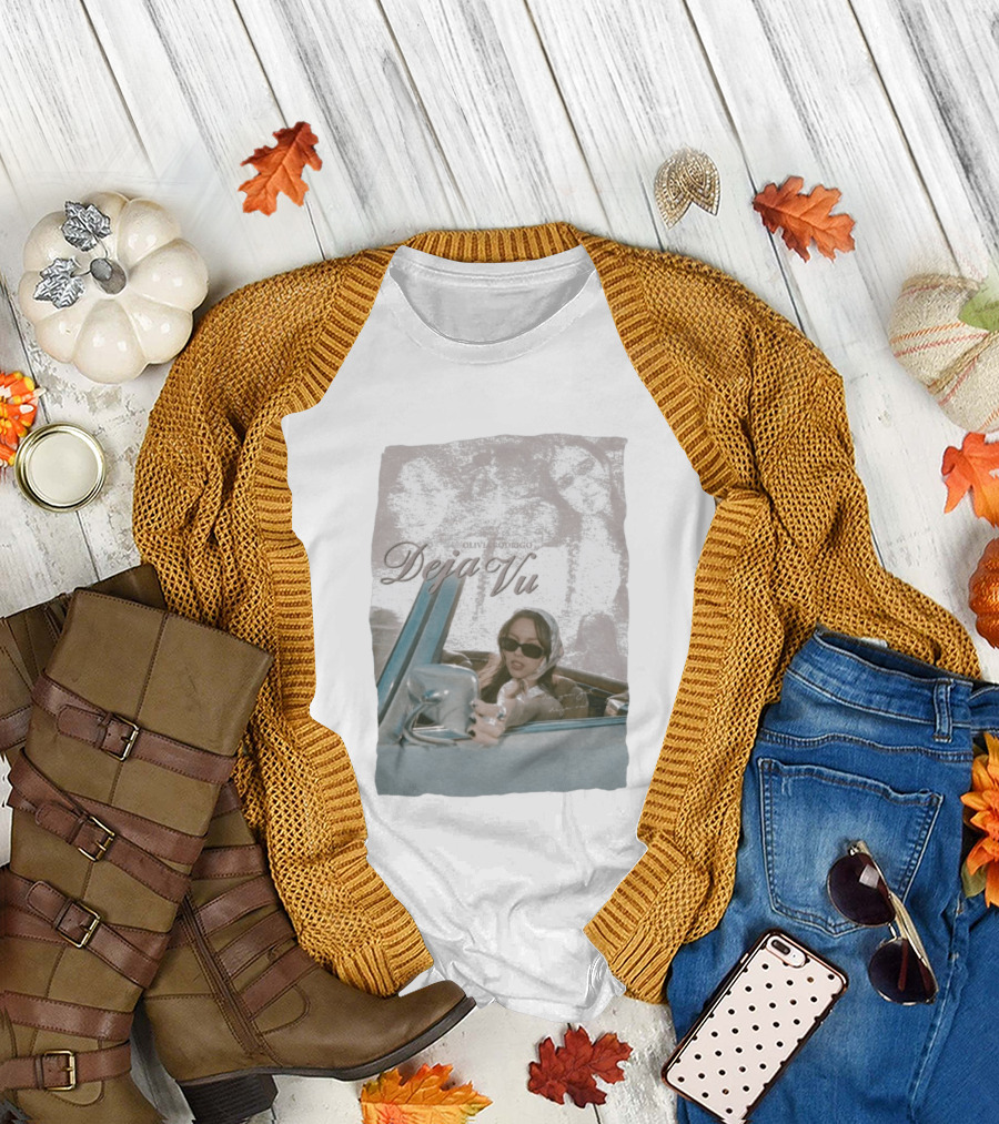 Olivia Rodrigo Deja Vu Vintage Car Photo And Elegant T-Shirt