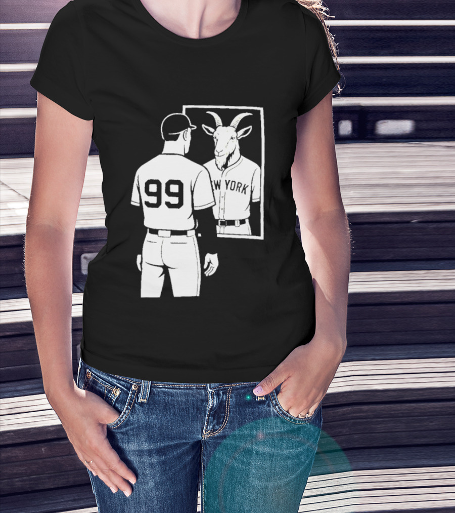 Aaron Judge GOAT Reflection New York Yankees Baseball 99 T-Shirt