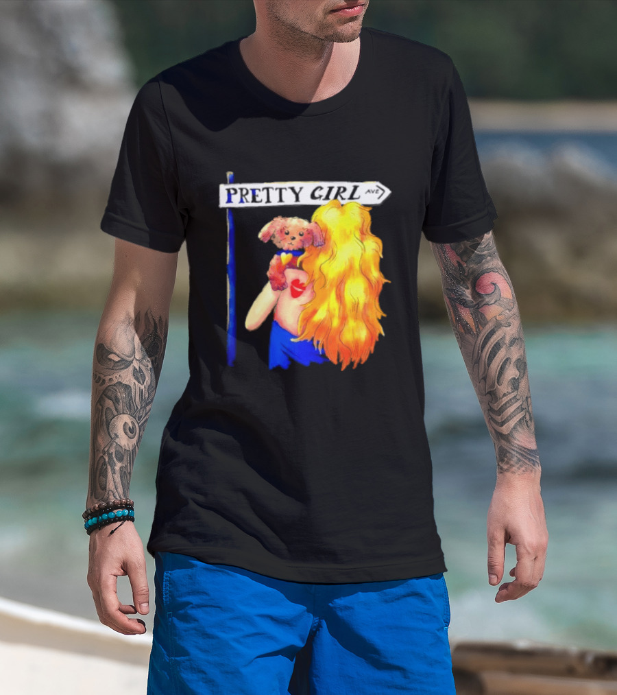 Pretty Girl Avenue Blonde Woman With Teddy Bear And Heart Tattoo T-Shirt