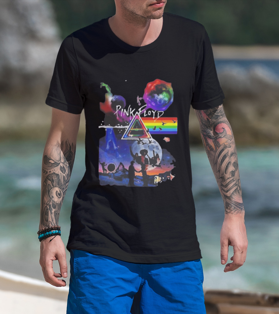 Pink Floyd Psychedelic Birds Colorful Rainbow Triangular Prism T-Shirt