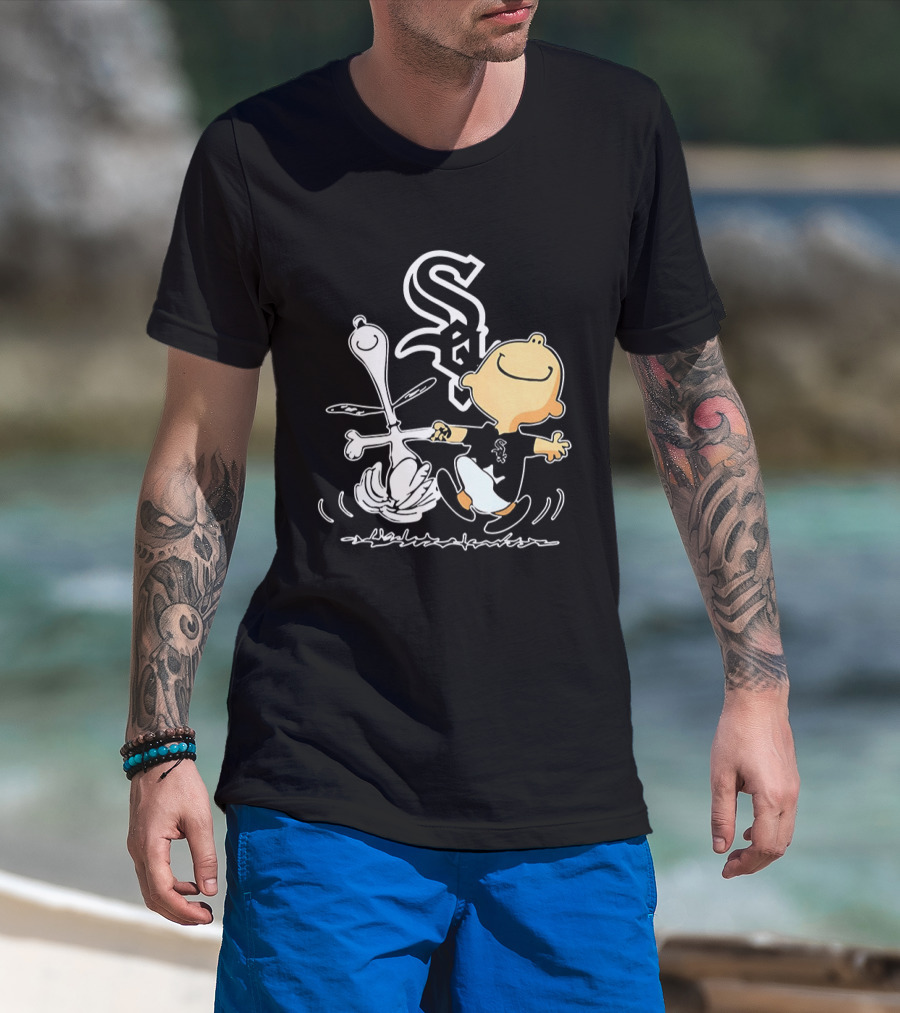 Charlie Brown Snoopy Chicago White Sox Dance Peanuts Comic Strip T-Shirt