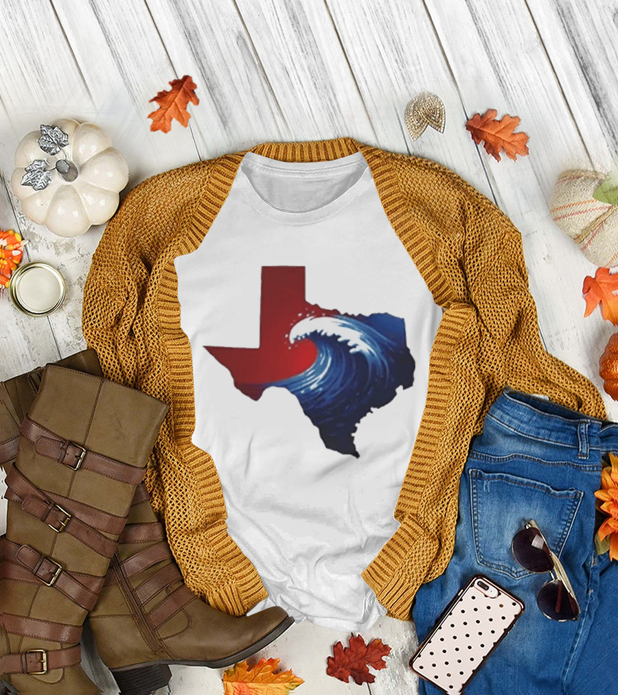 Texas Blue Wave Democrat Red State Map Wave Banner T-Shirt