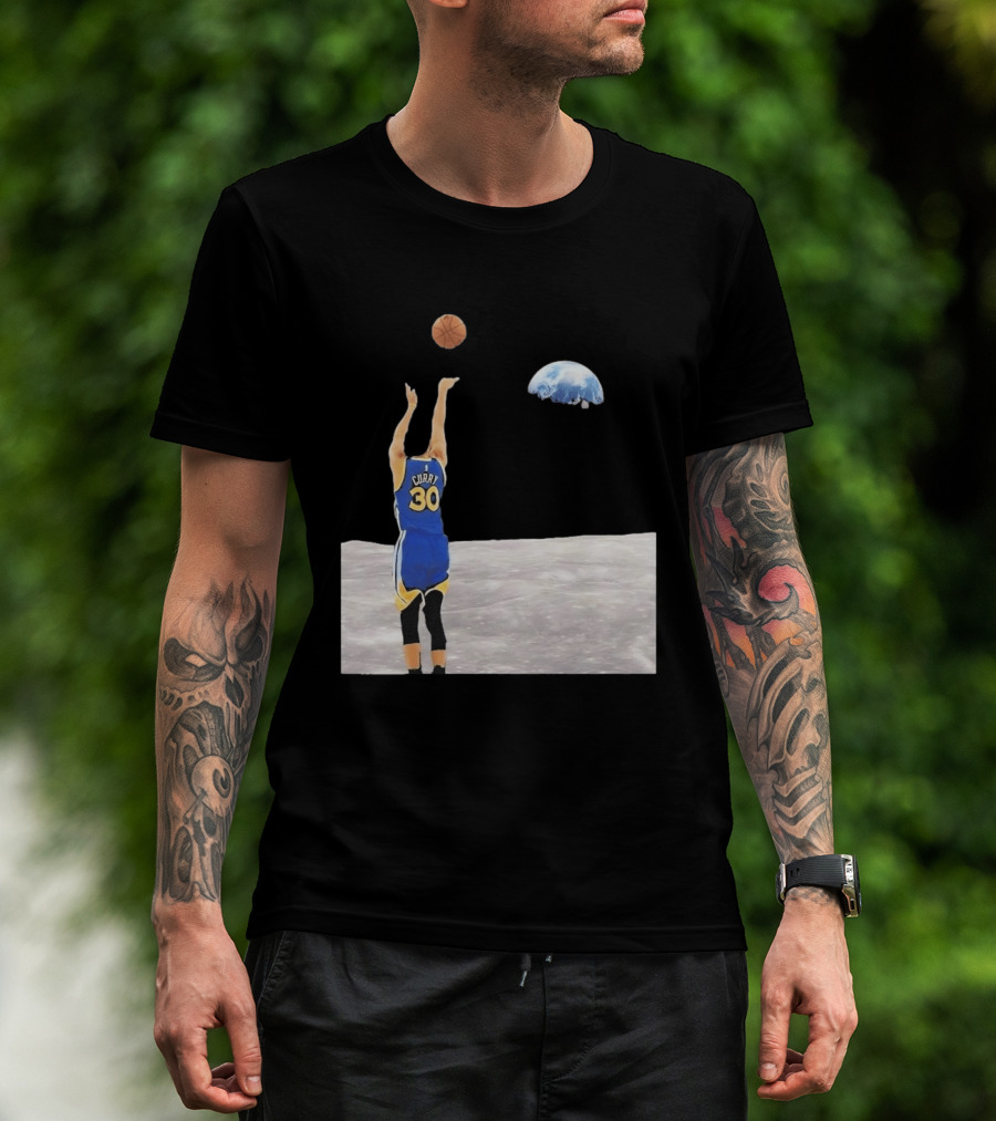 Stephen Curry 30 Shooting Basketball From Moon Earth View T-Shirt