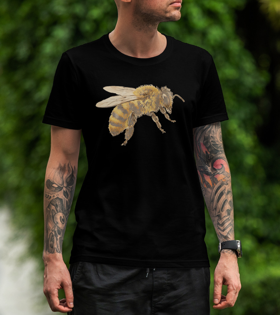 Honey Bee Realistic Illustration Detailed Insect T-Shirt