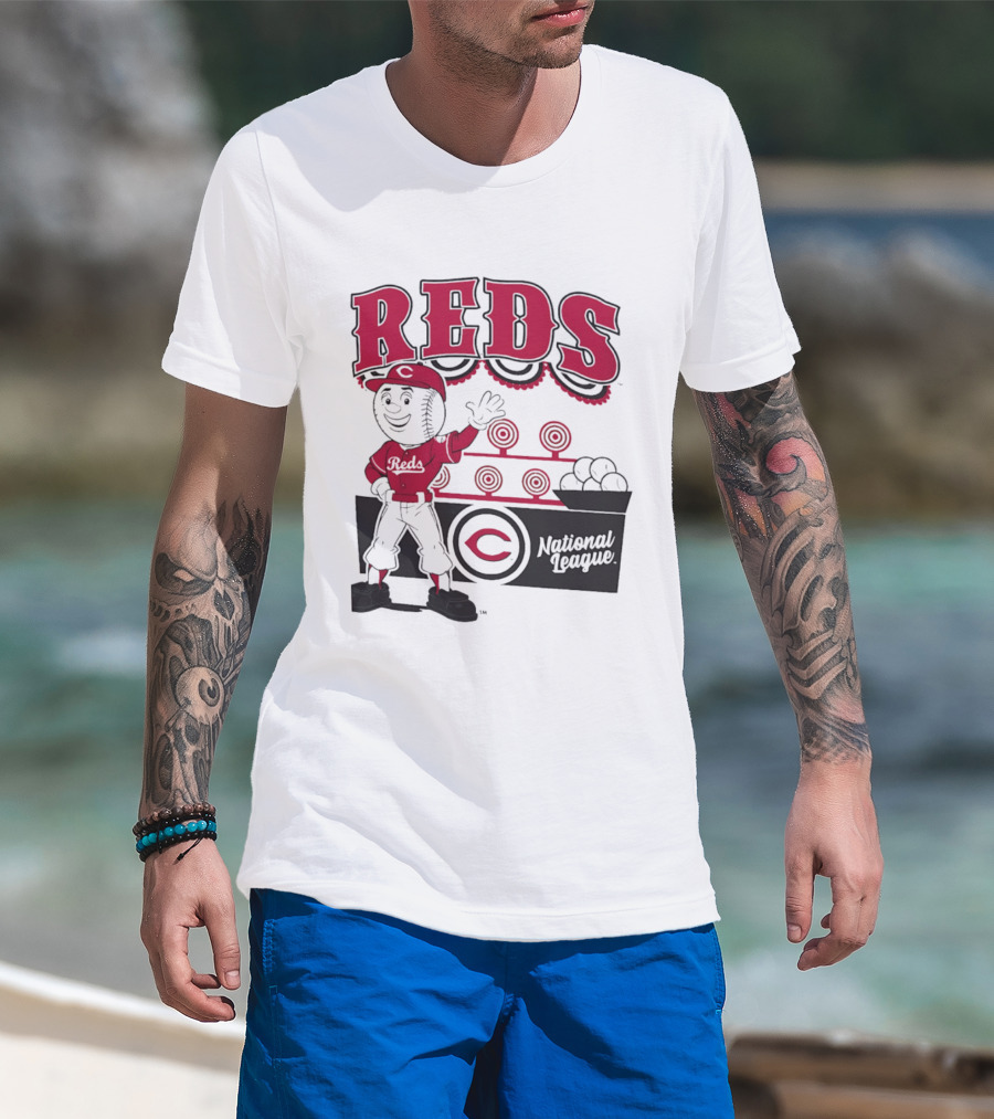 Cincinnati Reds 2026 Step Back Up National League Baseball T-Shirt