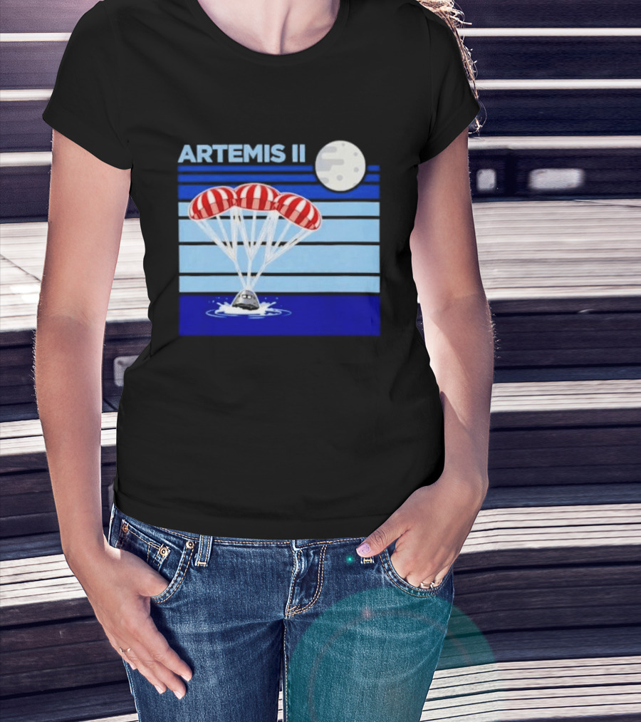 Artemis II Splashdown Red Parachutes Lunar Moon Landing T-Shirt