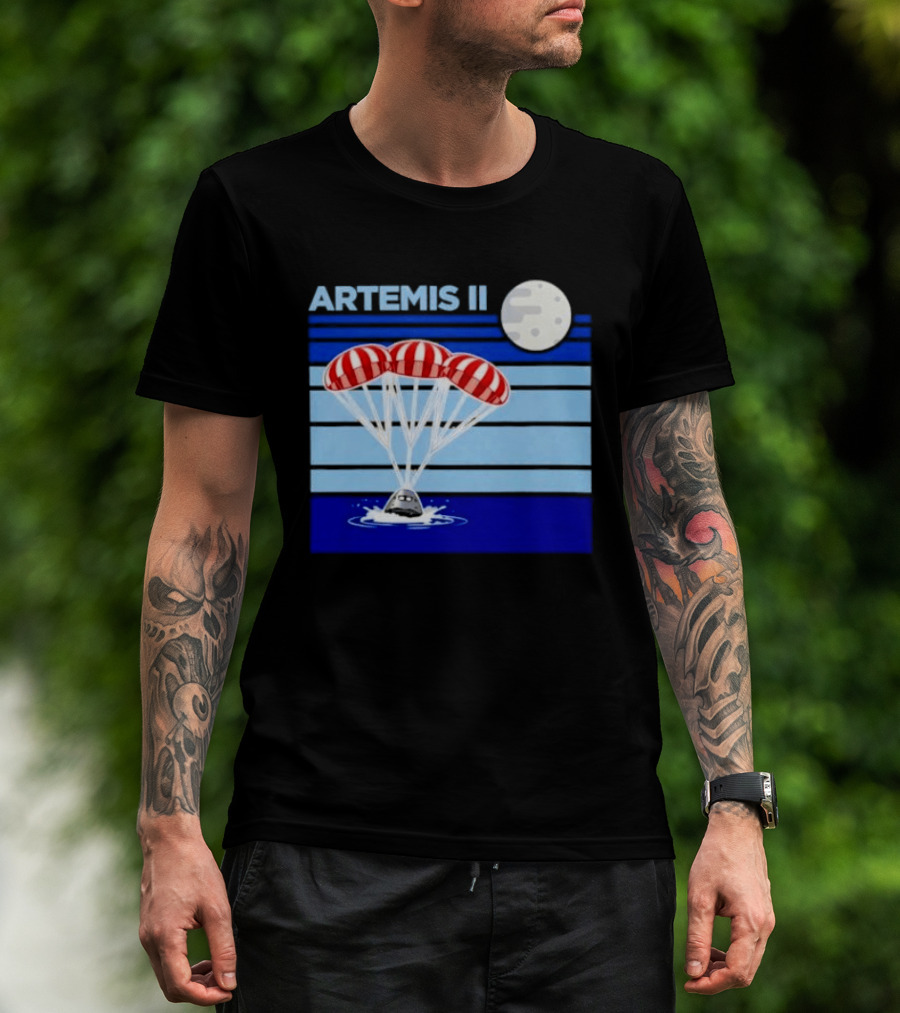 Artemis II Splashdown Red Parachutes Lunar Moon Landing T-Shirt