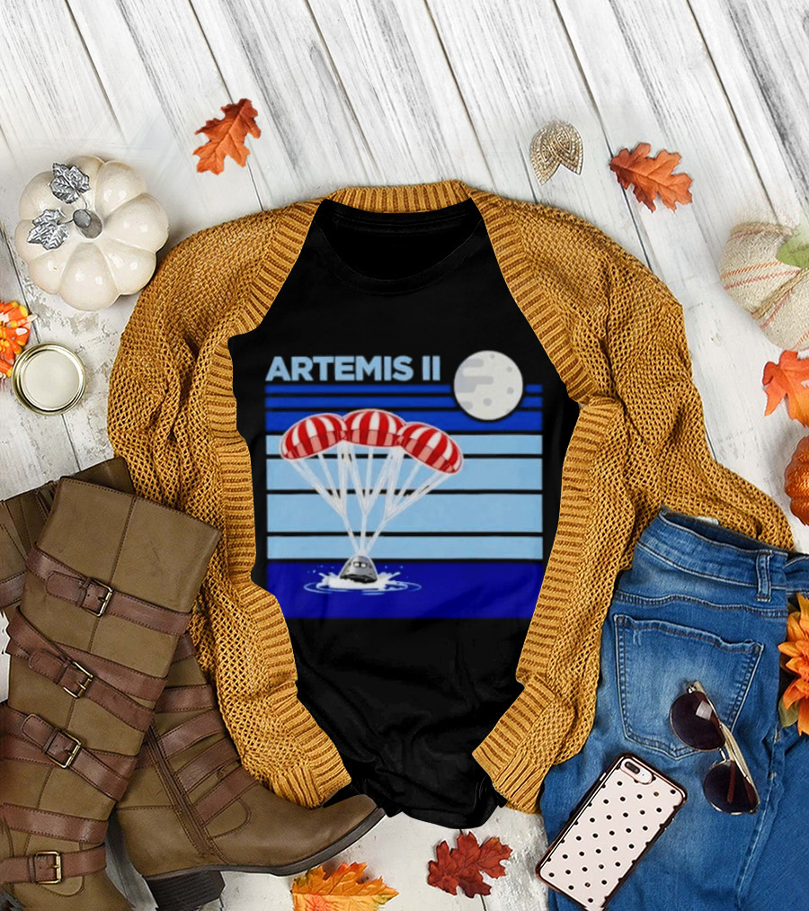 Artemis II Splashdown Red Parachutes Lunar Moon Landing T-Shirt