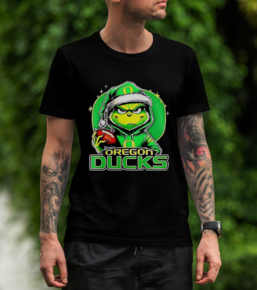 Santa Grinch Oregon Ducks Christmas 2025 T-Shirt