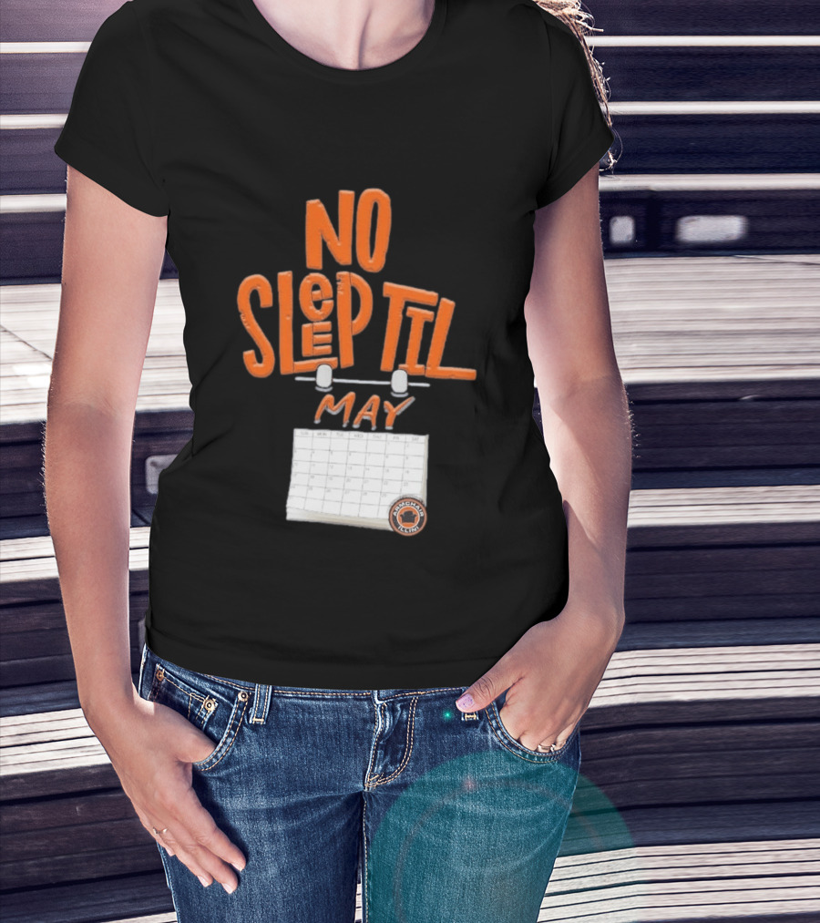 No Sleep Til May Armchair Illinois Fighting Illini Calendar T-Shirt