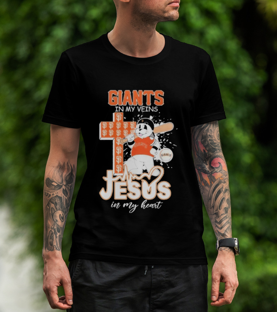 San Francisco Giants In My Veins Jesus In My Heart Baseball Cross Panda T-Shirt