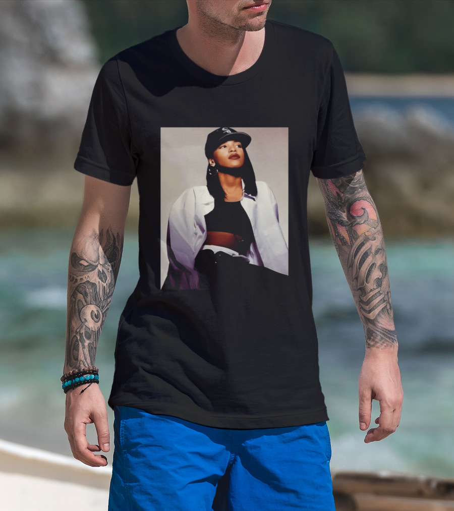 Sacai Aaliyah Black Cap White Sox T-Shirt