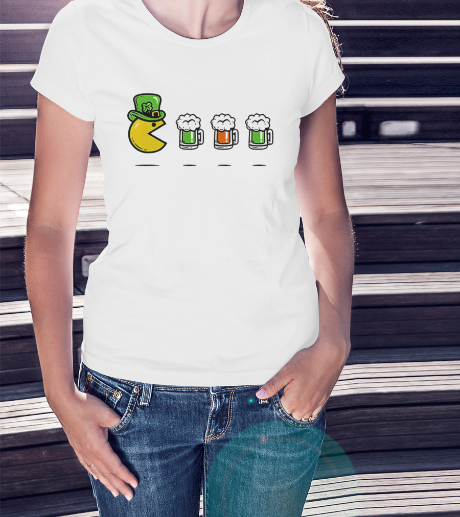 Pac Man St Patrick's Day Leprechaun Hat With Green Beer S T-Shirt