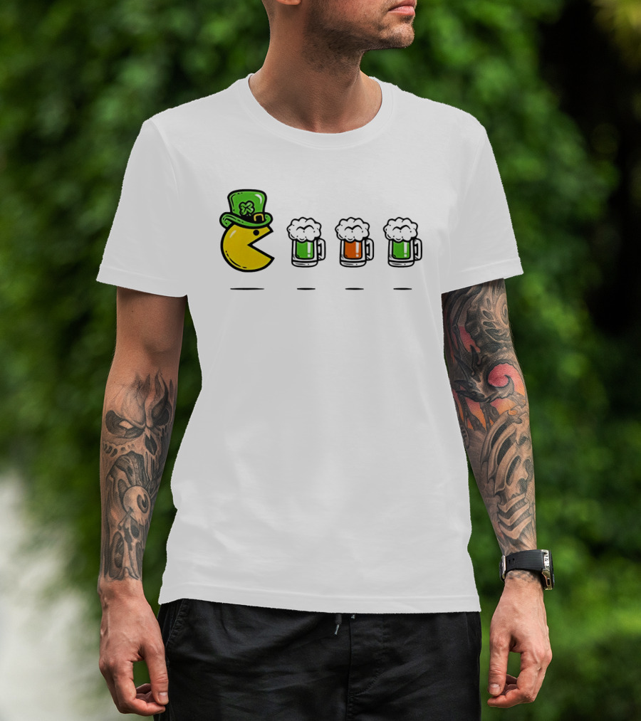 Pac Man St Patrick's Day Leprechaun Hat With Green Beer S T-Shirt